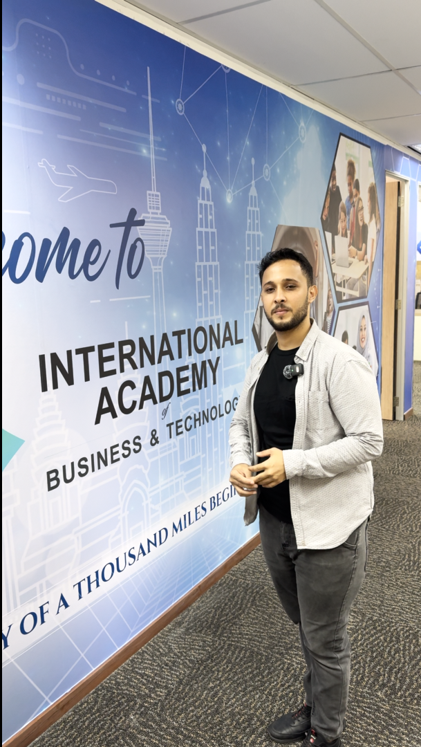 اكاديمية الدولية international Academy