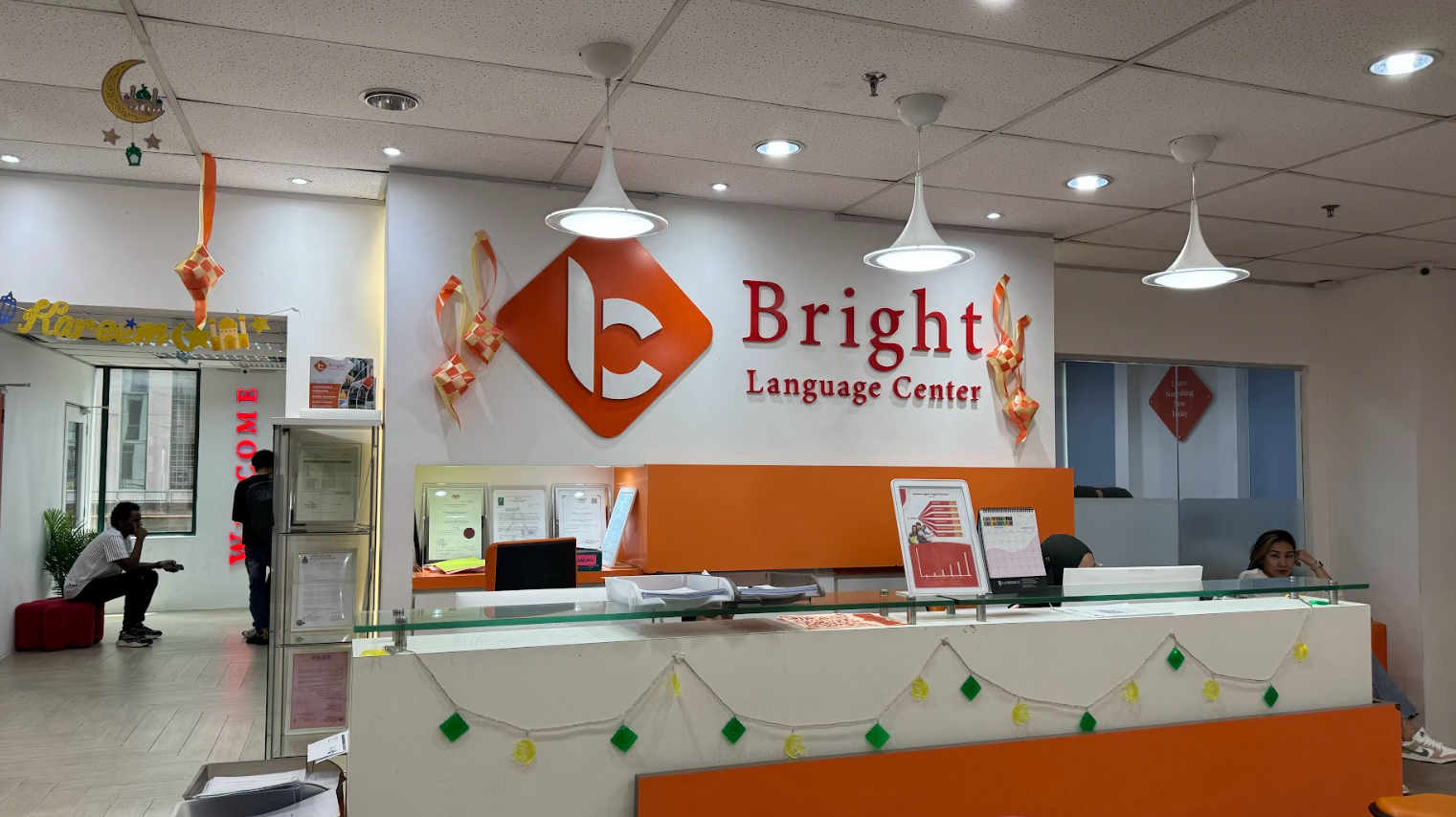 الرسبشن معهد Bright